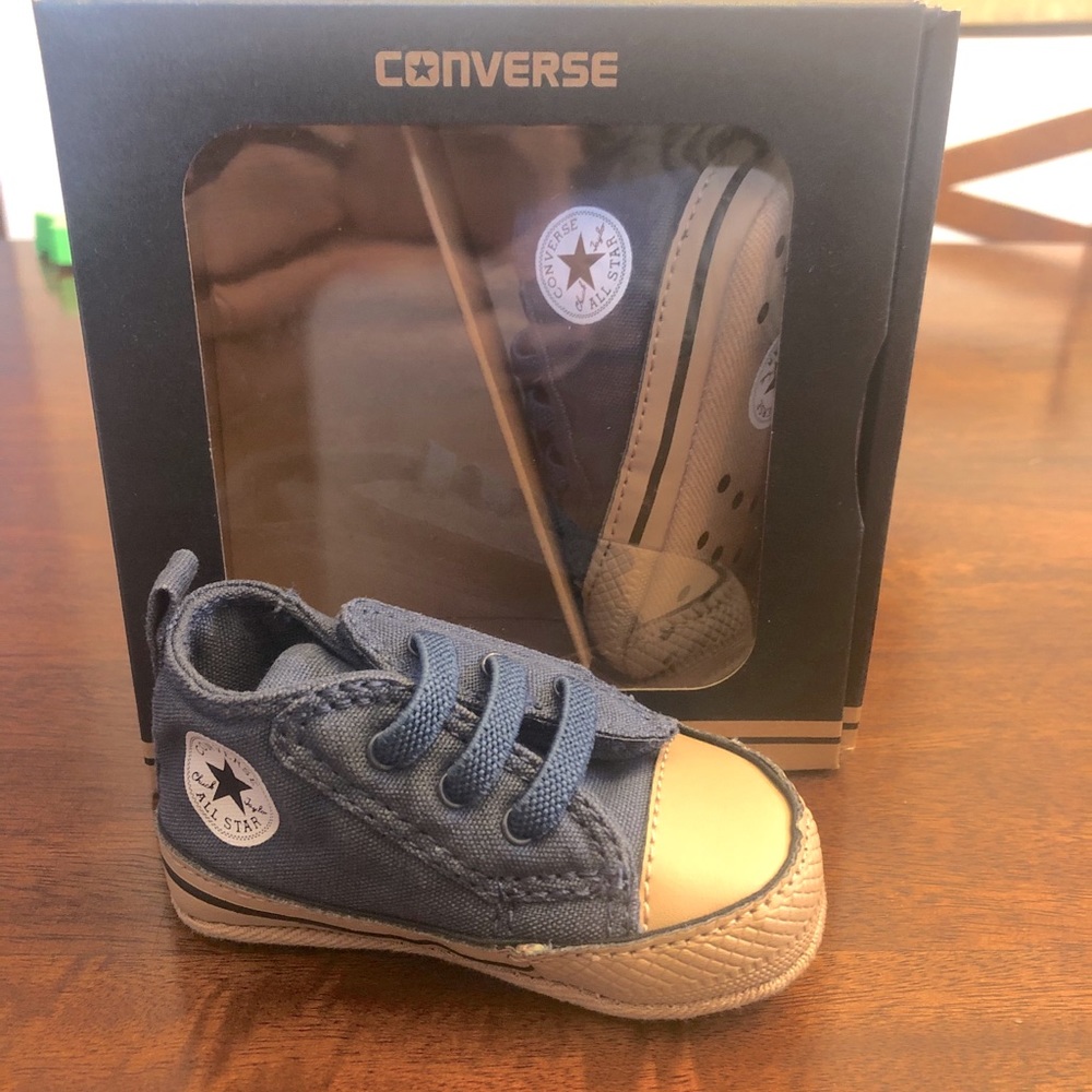 Converse Chuck Taylor Crib Shoe Sz 2 , New in Box
